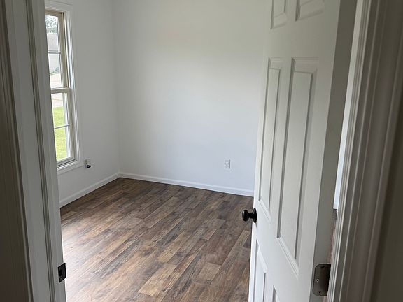 3rd image of 20097 Willow Ln #2