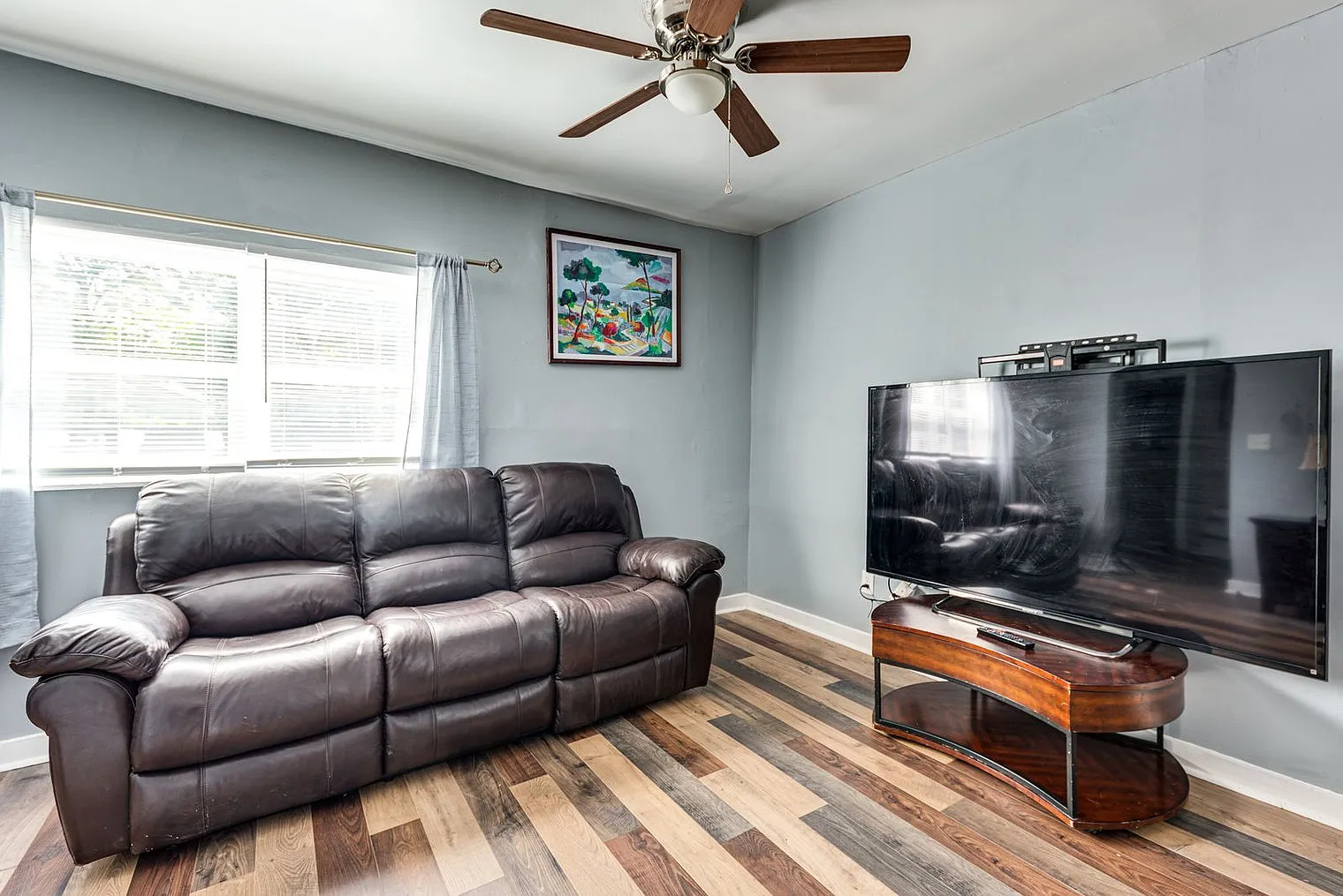 3 bed, 2.0 bath, 1323 sqft, $3,774 — Photo 1