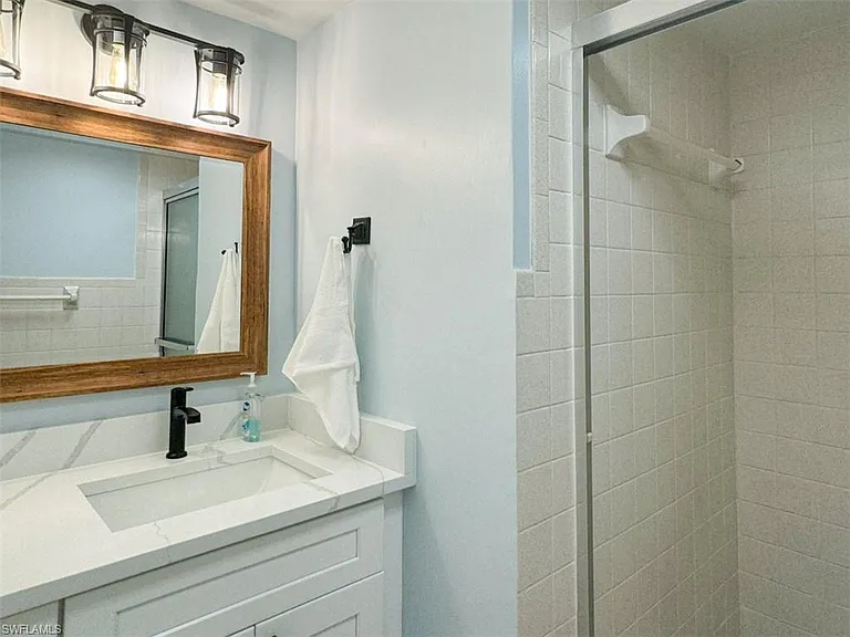 788 Park Shore Dr #D27 — Photo 44
