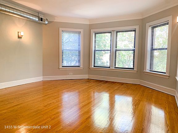 4th image of 1455 W Summerdale Ave #1457-3