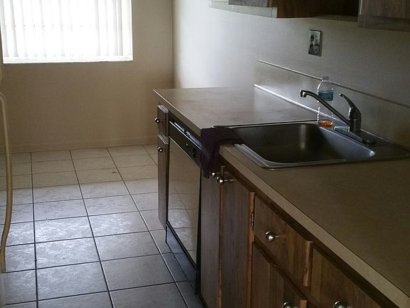 5th image of 3121 NW 47th Ter APT 402