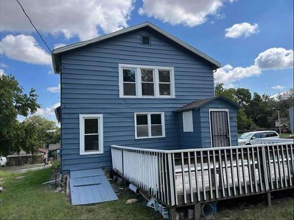 2nd image of 3738 Monroe Ave