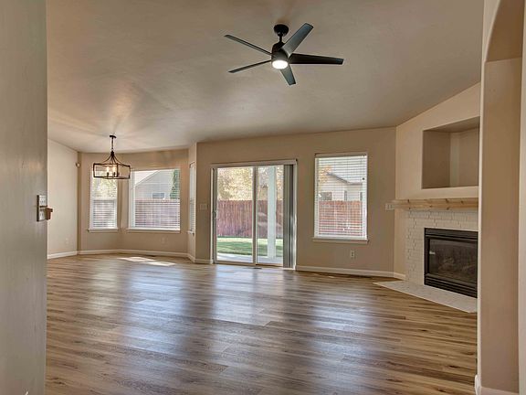 Living room, Dining room