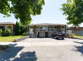 540 Cavell Dr, Mississauga, ON L5B 2N9