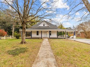 328 E Raleigh Ave, Liberty, NC 27298