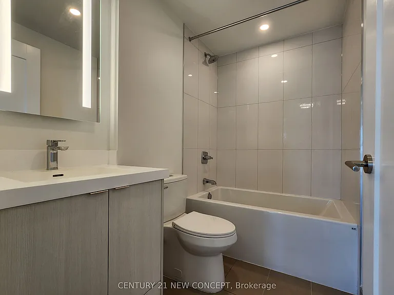 30 Inn On The Park Dr #3110 — Photo 12