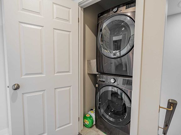 2nd image of 440 Lonsberry Dr #209