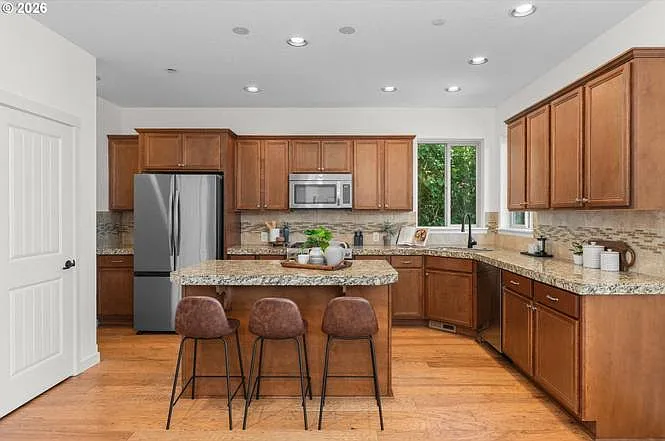 16147 SW Medallion Ln — Photo 20