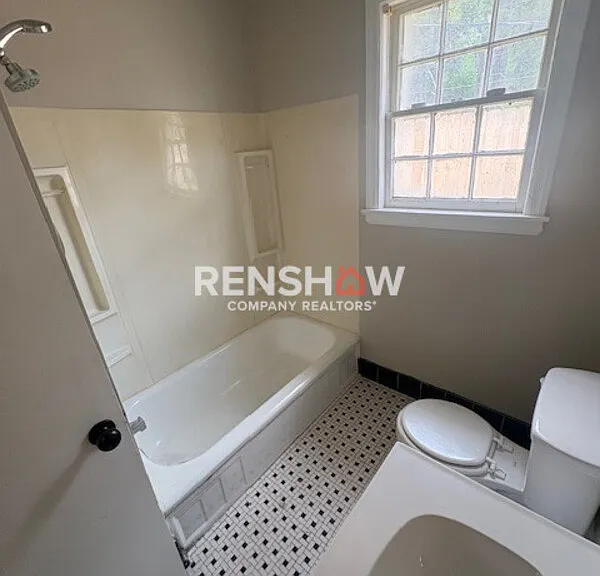 3774 Park Ave — Photo 10