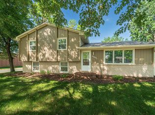 11600 97th Ave N, Maple Grove, MN 55369