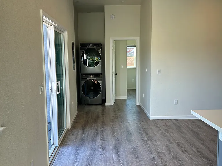 Open floor plan dining area