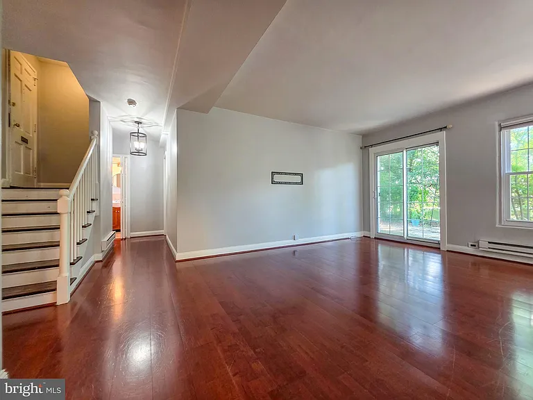 3710 Gunston Rd — Photo 4