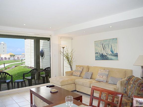 4th image of 6300 Padre Blvd #424/426