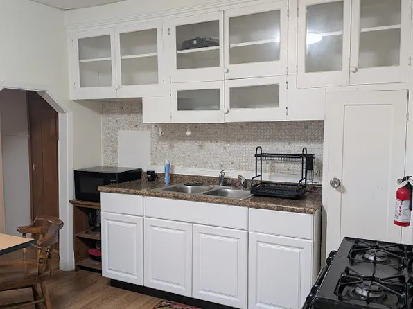 1945 E 123rd St APT 1, Cleveland, OH 44106