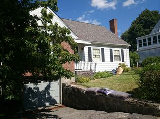 21 Peak Hill Rd, West Roxbury, MA 02132
