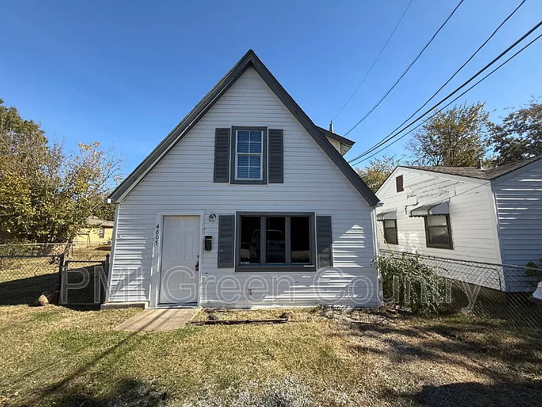 4807 S 27th West Ave — Photo 1