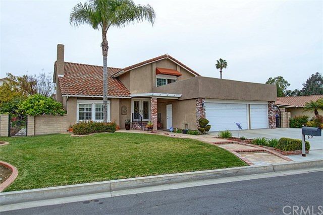 1st image of 15511 Grovehill Ln