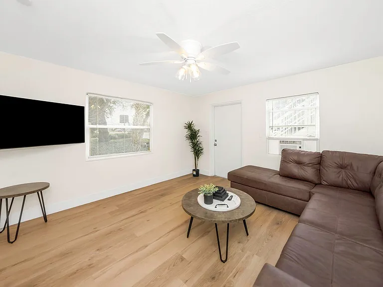 416 Skinner Blvd — Photo 13