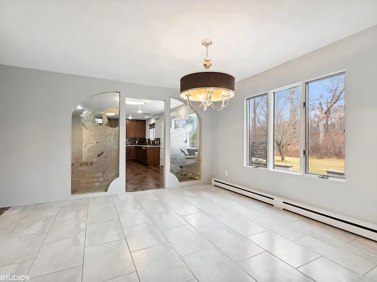 4 Box Tree Rd — Photo 10