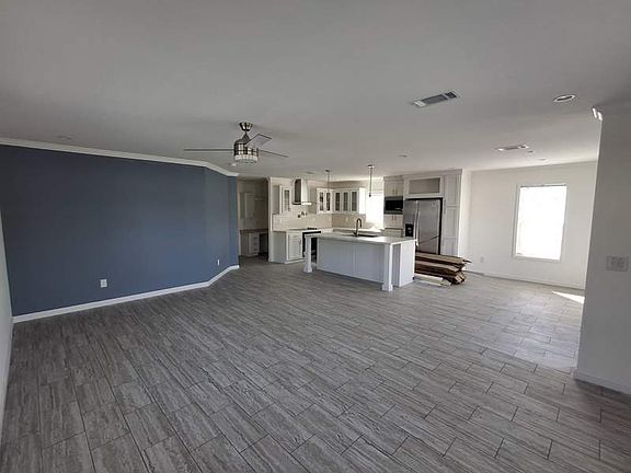 4th image of 621 Playhouse Rd #C175