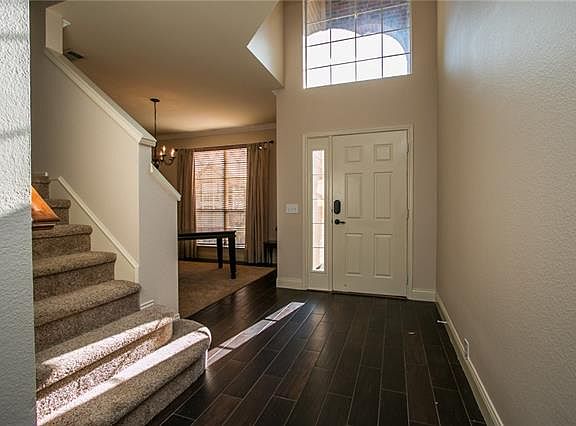 2nd image of 2436 Whispering Breeze Dr