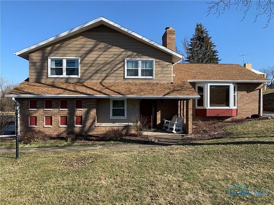 1st image of 1480 Oakwood Ave