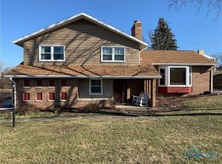 1480 Oakwood Ave, Napoleon, OH 43545