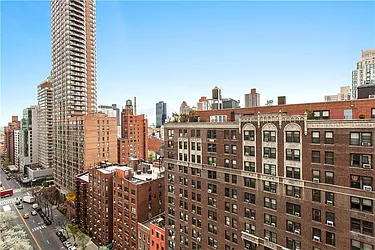 Rented by The Hollingsworth Group