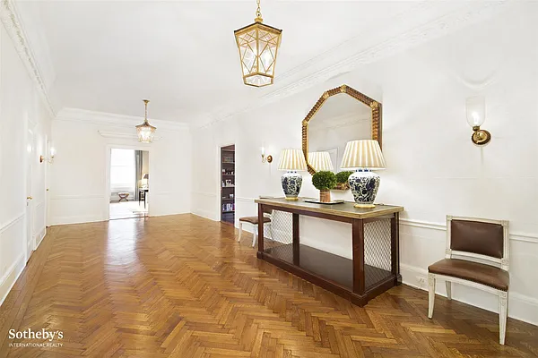 Sold by Sotheby's International Realty | media 5