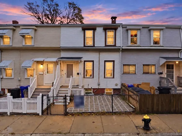 74 Leonard St, Dorchester, MA 02122