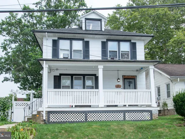 2244 Afton St, Philadelphia, PA 19152