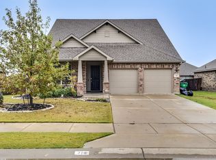 216 Bay St, Waxahachie, TX 75165