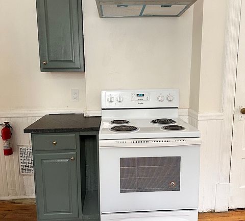 5th image of 234 Pawling Ave #2