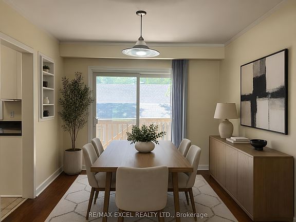 4th image of 36 Hall St