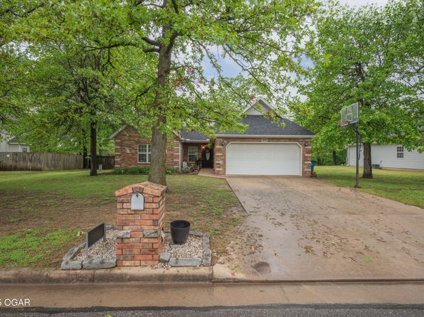2930 N Michigan Ave, Joplin, MO 64801