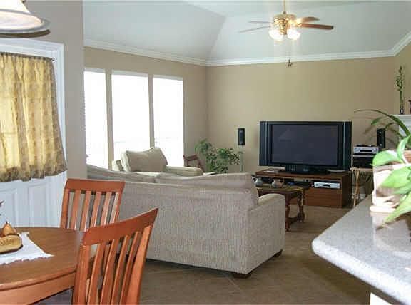 4th image of 12907 Blackbrook Ln