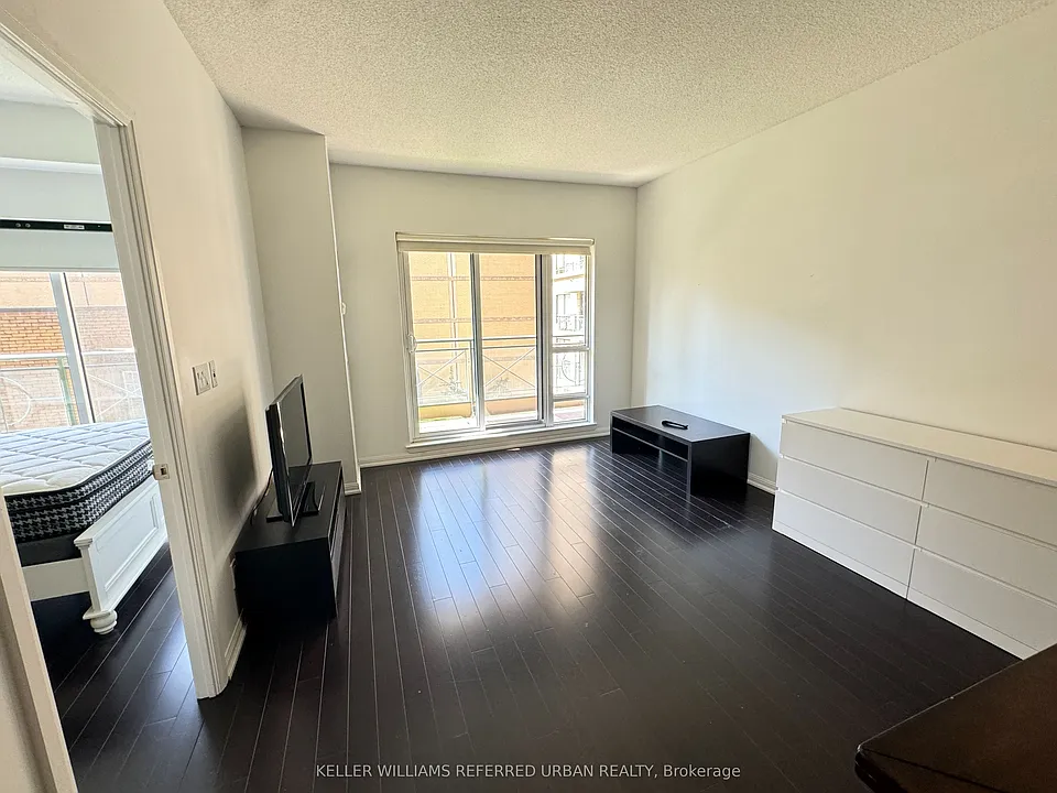35 Hayden St #422