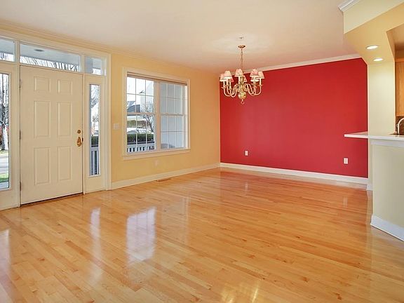 2nd image of 11 Tilden Commons Dr Unit 11