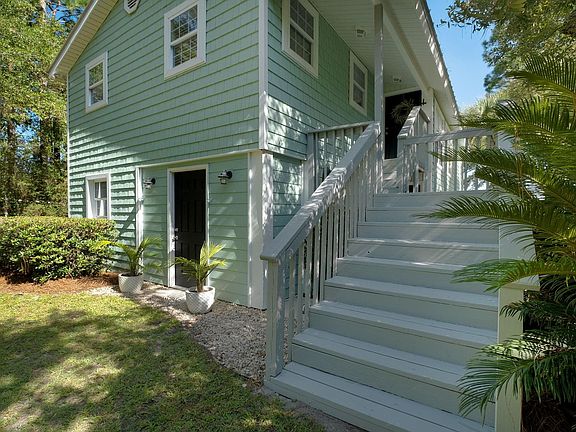 5th image of 241 Rio Vista Dr