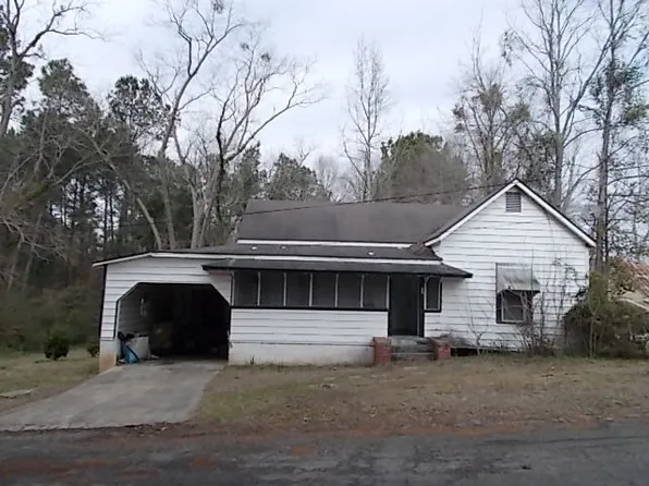 186 Lee Ave, Whigham, GA 39897