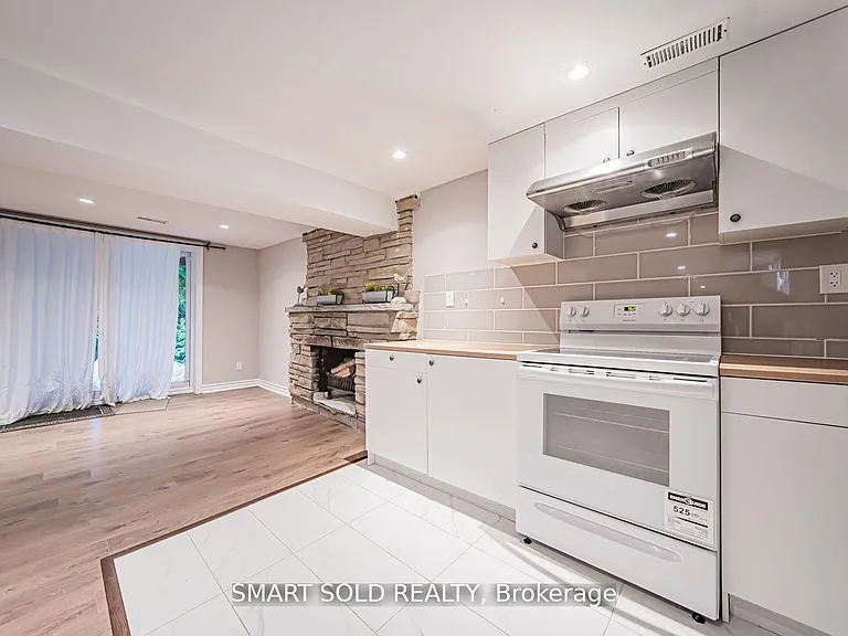 120 Abbeywood Trl — Photo 27