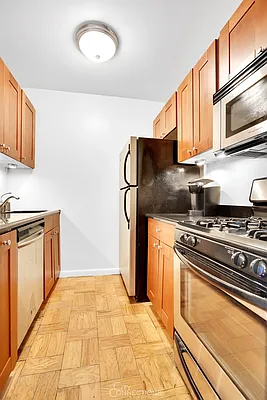 Sold by City Connections Realty | media 2