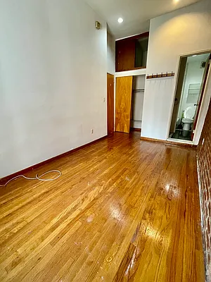 Rented by Fairbank Properties LLC | media 8