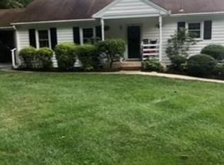 416 Clays Crossing Dr, Forest, VA 24551