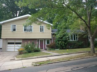 5 Downing Rd, Brookline, MA 02445