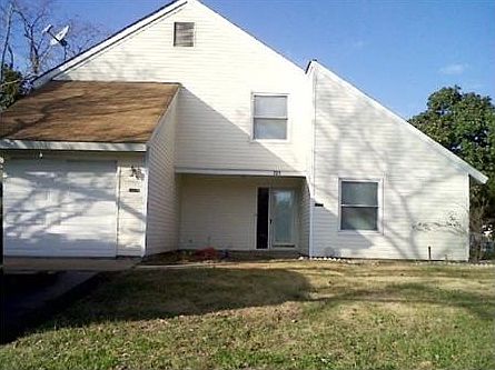 1st image of 721 Cottonwood Ct
