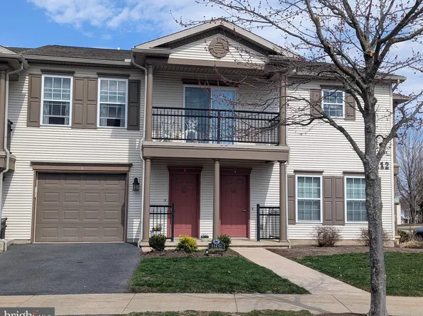 112G Alma Mater Ct, State College, PA 16803