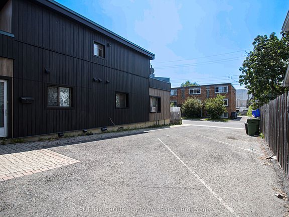 4th image of 309 Cyr Ave