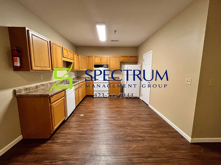 1810 Bishop Ave — Photo 7