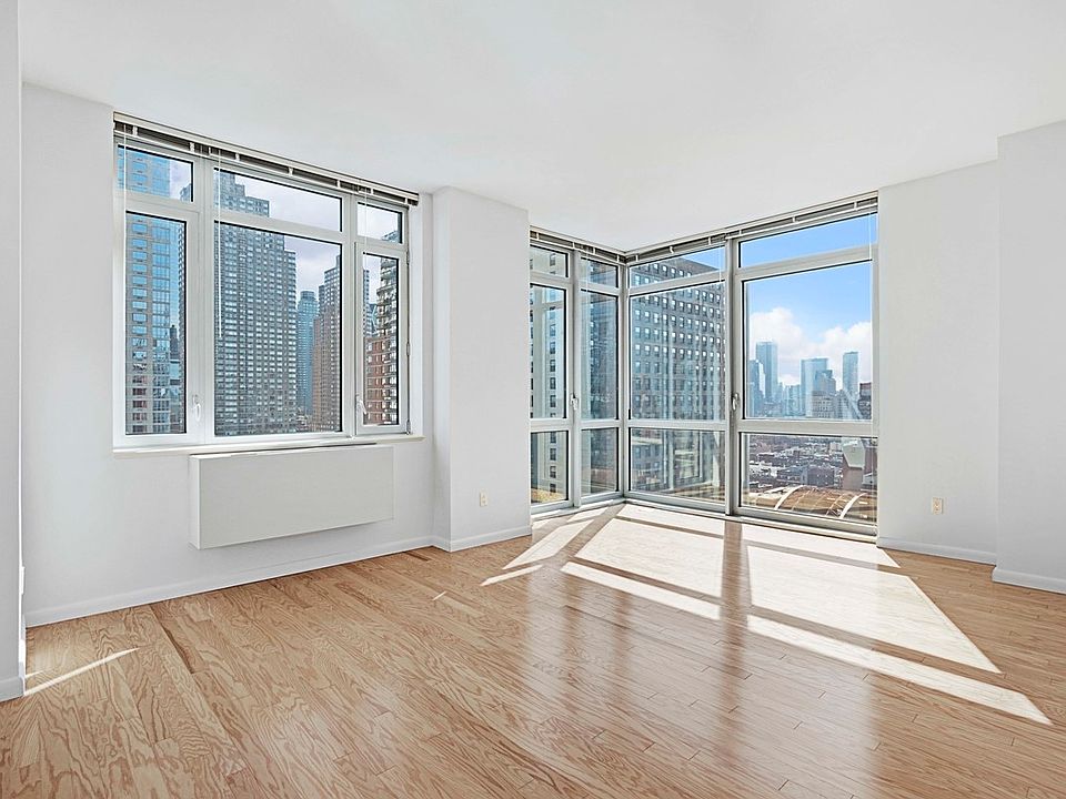 1st image of 229 W 60th St APT 15Q